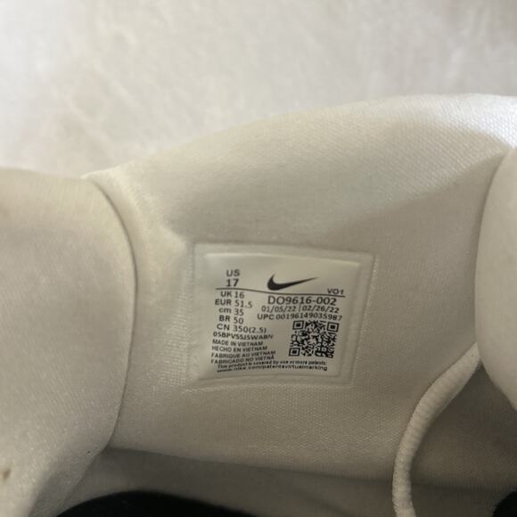 Nike Kyrie Infinity Men's Basketball Shoes Black/White Size 17 DO9616-002 Chrty - Picture 12 of 13